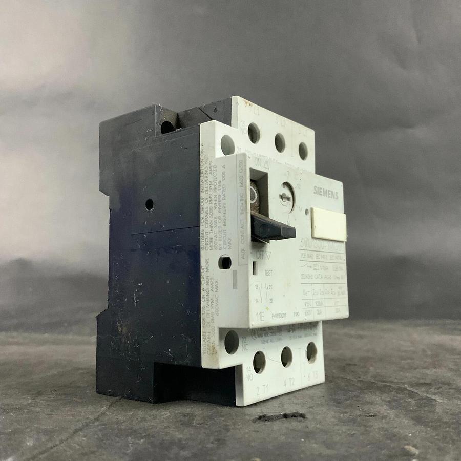 Used SIEMENS 3VU1300-1MG00 STARTER ($30 OBO)