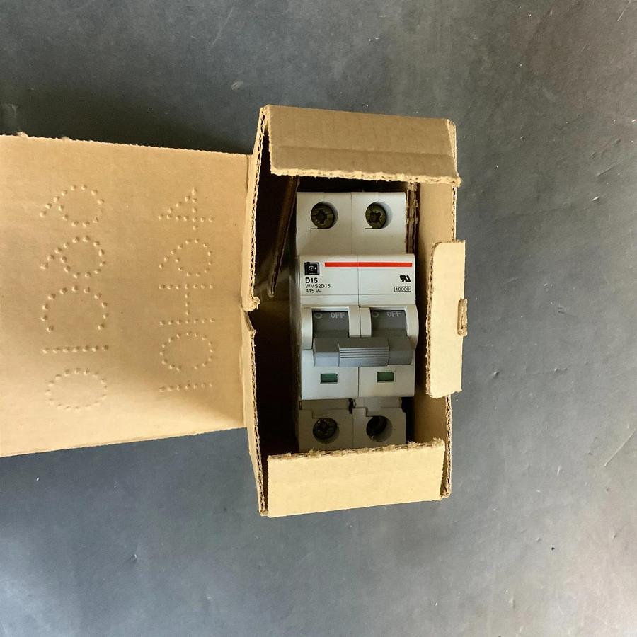 EATON WMS2D15 CIRCUIT BREAKER ($7 OBO)