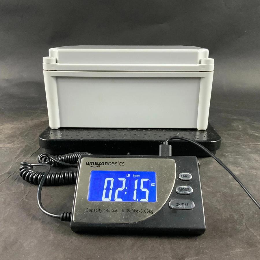 CNMIBO PLASTIC WATERPROOF ENCLOSURE ($30 OBO)