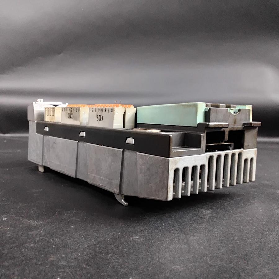 Used SIEMENS 6SL3040-0JA00-0AA0 CONTROL UNIT ($475 OBO)