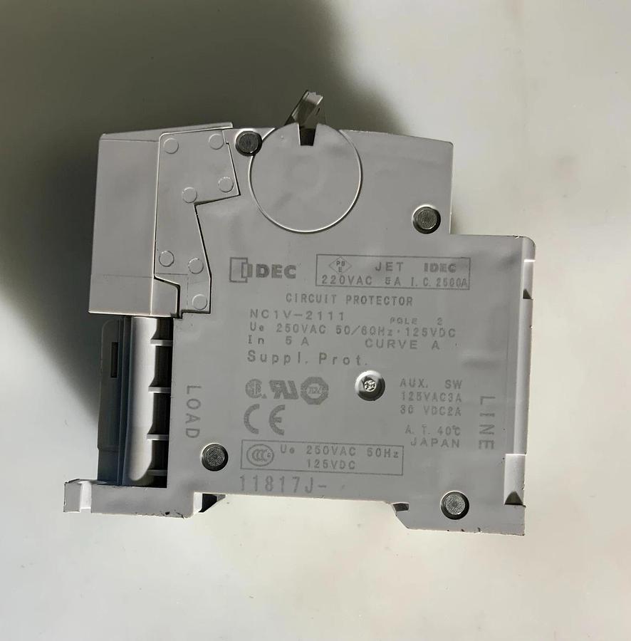 IDEC NC1V-2111-5AA ($24.99/EACH OBO)