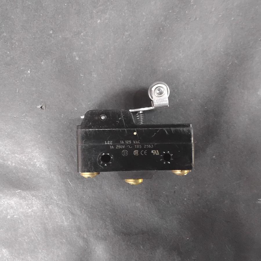 Used HONEYWELL BZ-2RW822-A2 MICRO SWITCH ($6 OBO)
