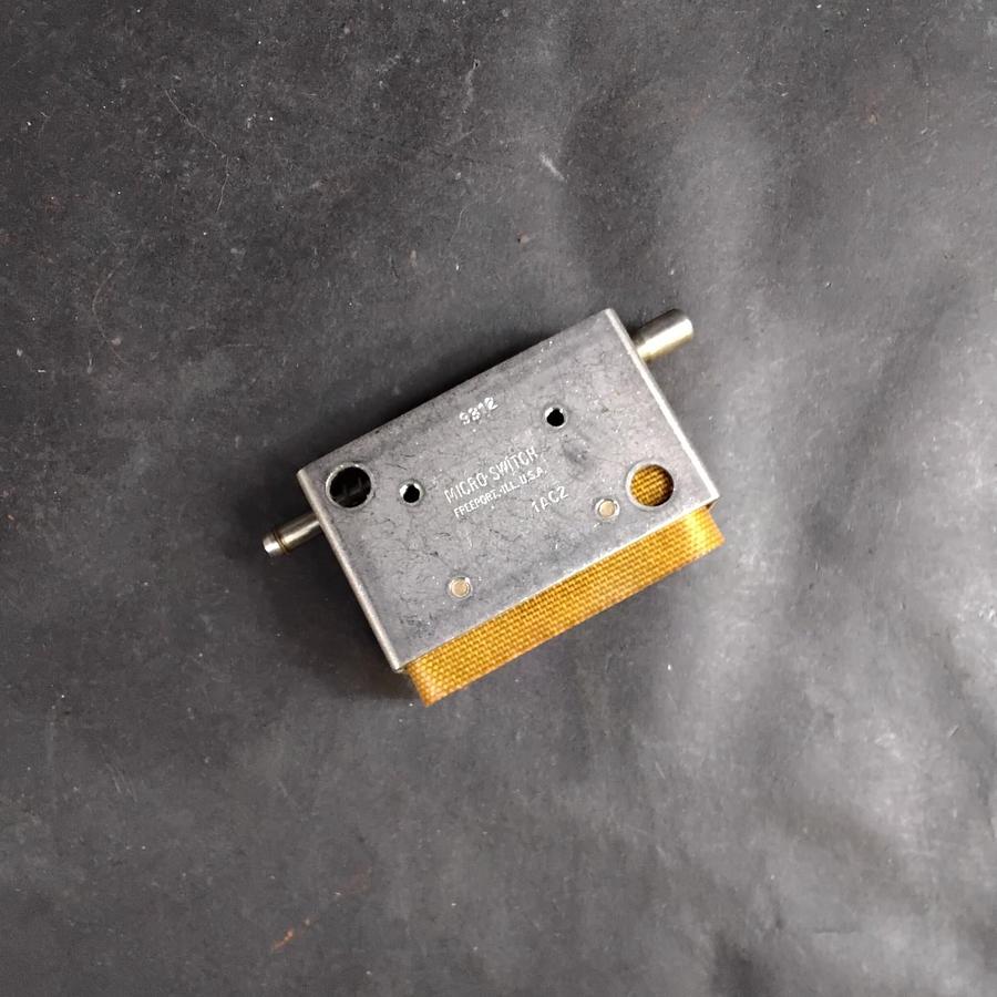 Used HONEYWELL 1AC2 MICROSWITCH ($30 OBO)