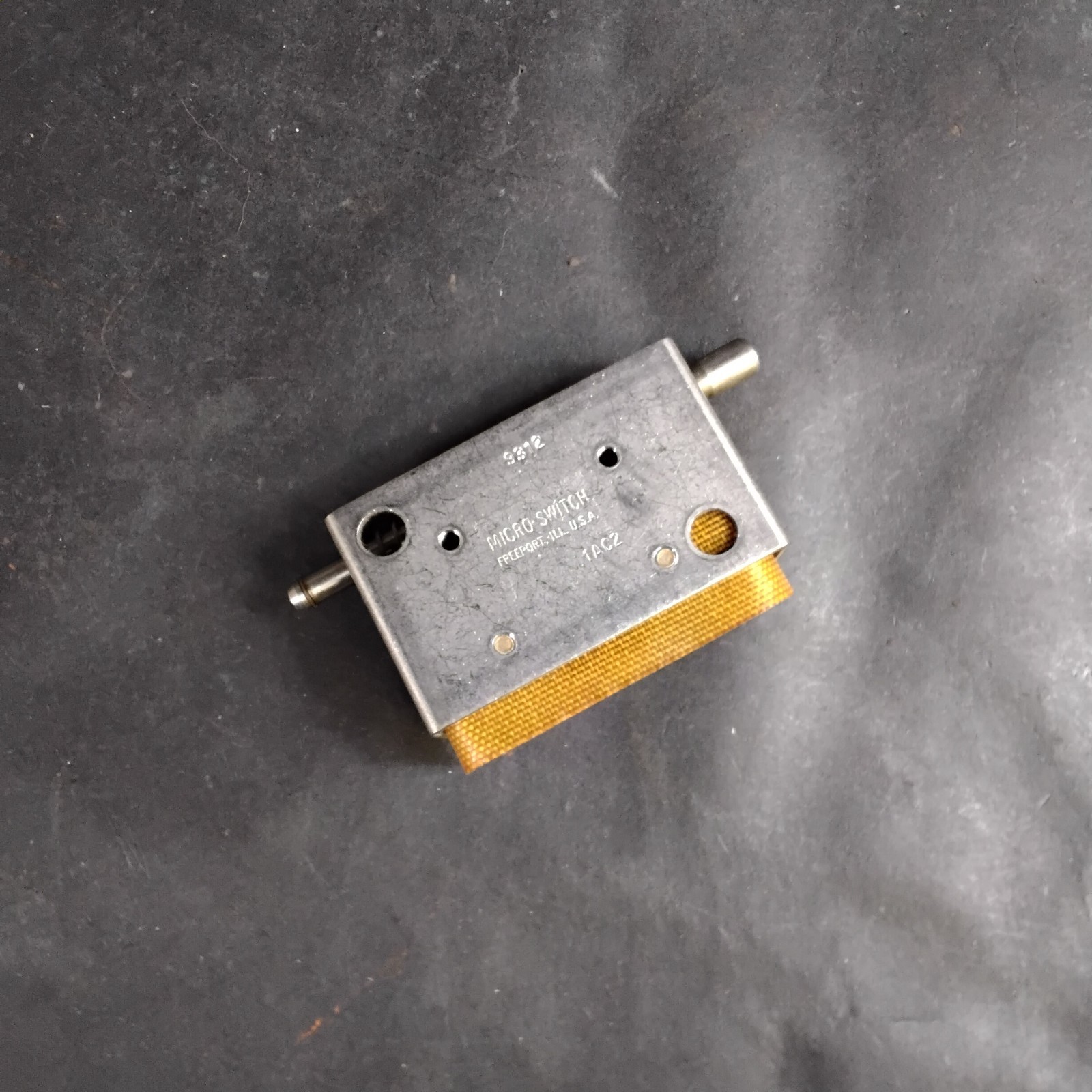 Used HONEYWELL 1AC2 MICROSWITCH ($30 OBO)