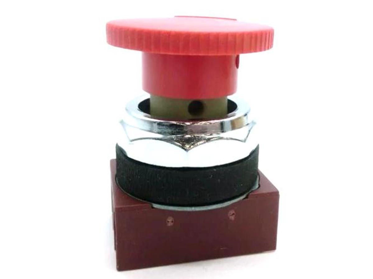 Used SIEMENS 3SB03-K4R RED PUSHBUTTON