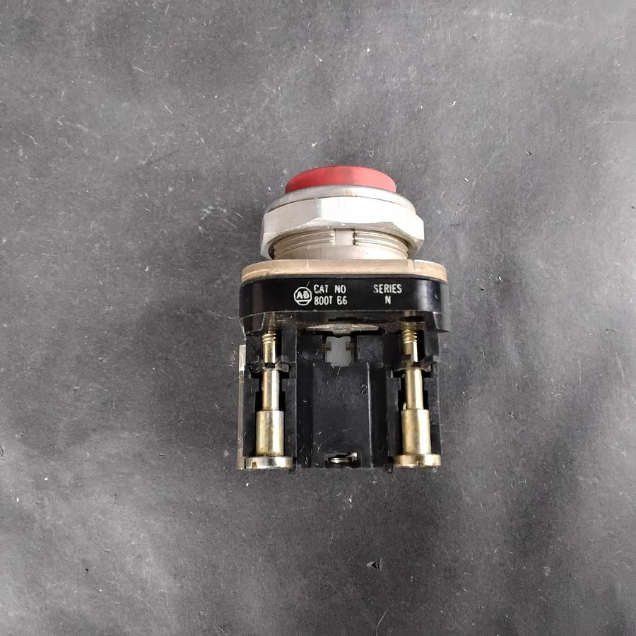Used ALLEN BRADLEY 800T-B6 SERIES N PUSHBUTTON SWITCH ($16 OBO)