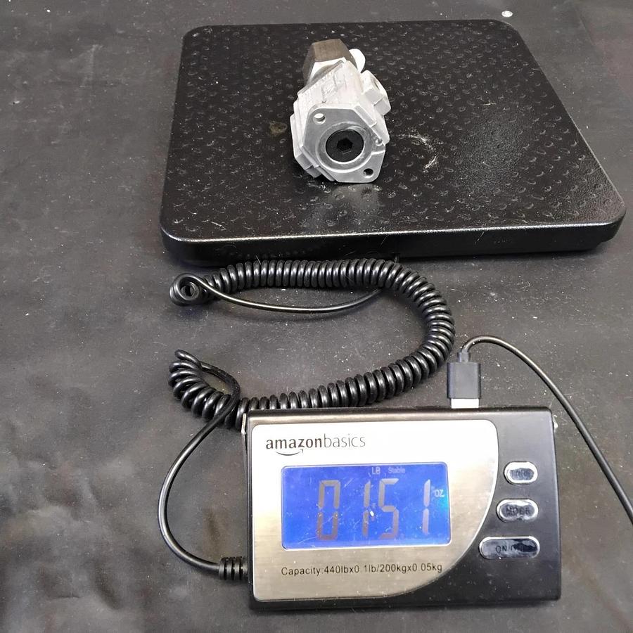 Used PARKER C9425 CONTROL VALVE ($102 OBO)