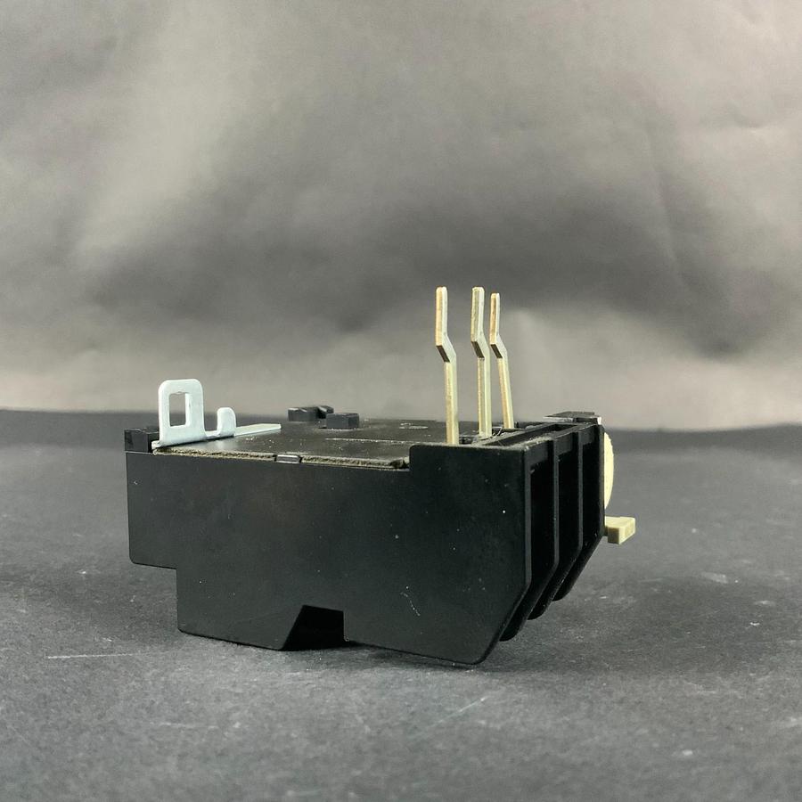 Used FUJI ELECTRIC TR-0 0.24-0.36 THERMAL OVERLOAD RELAY ($15 OBO)