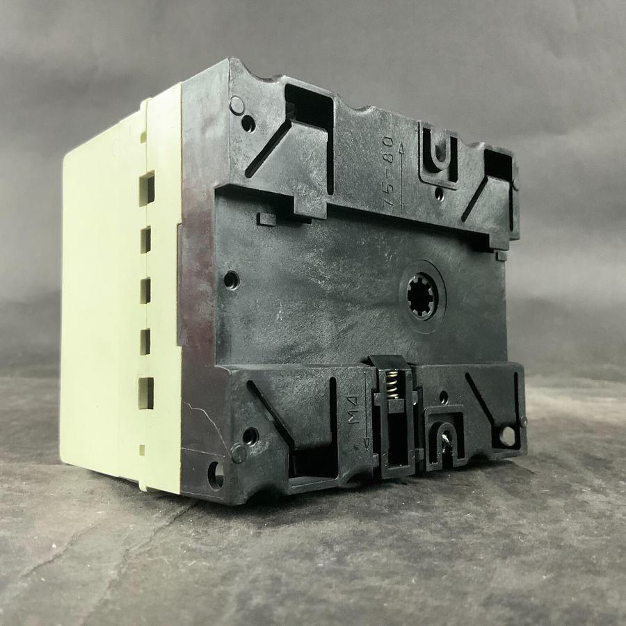 Used ABB OESA-CF30J6 DISCONNECT SWITCH ($35 OBO)