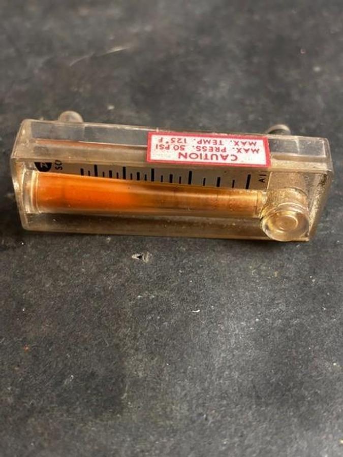 Used DWYER MMF-1 FLOWMETER ($12 OBO)