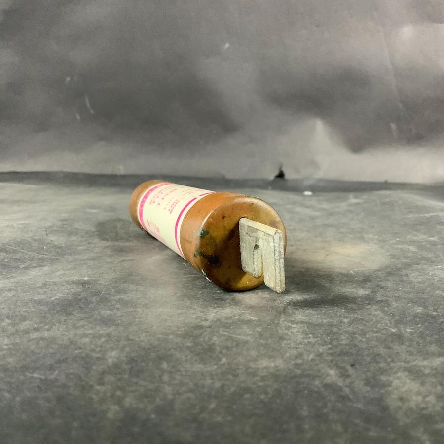 Used FERRAZ SHAWMUT TRS 100R TIME DELAY FUSE ($20 OBO)