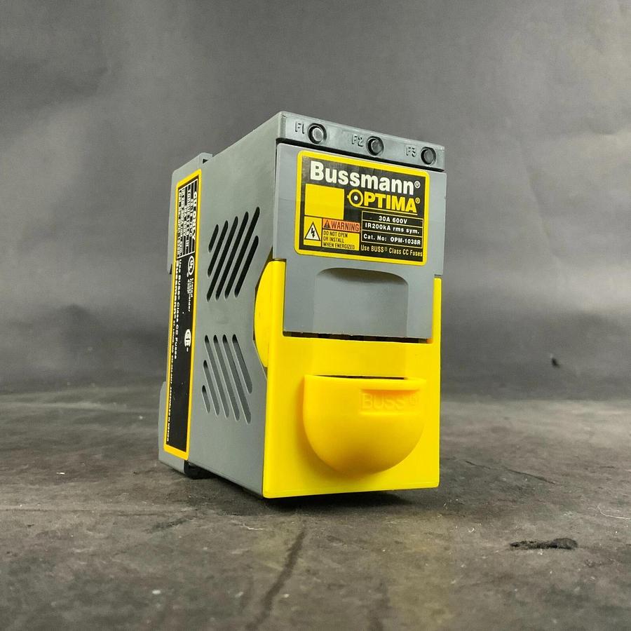 Used BUSSMANN OPM-1038R FUSE BLOCK ($20 OBO)