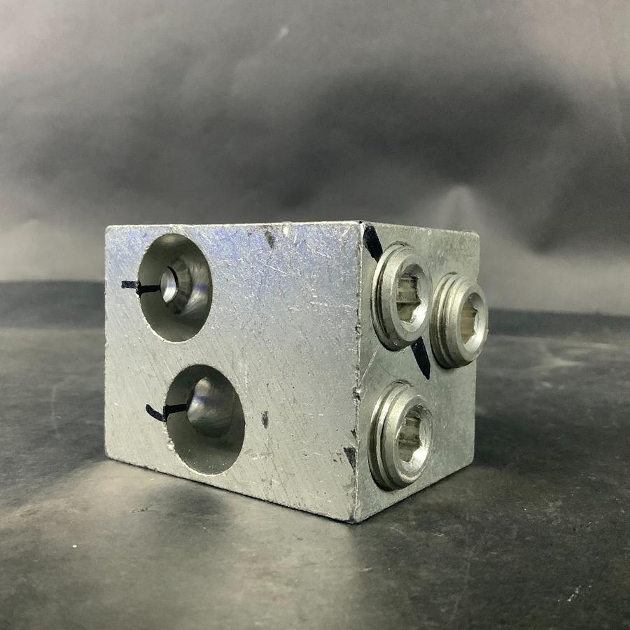 Used ILSCO D3661 MECHANICAL LUG ($15 OBO)
