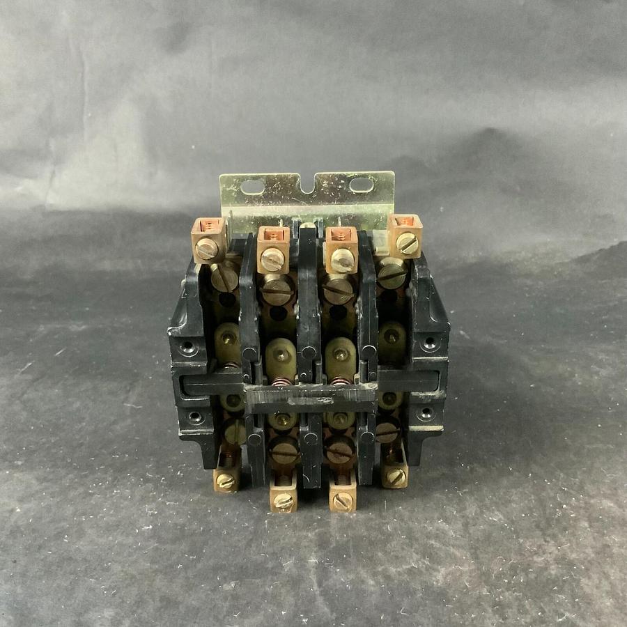 Used FURNAS 42BE25AFL1 CONTACTOR ($30 OBO)