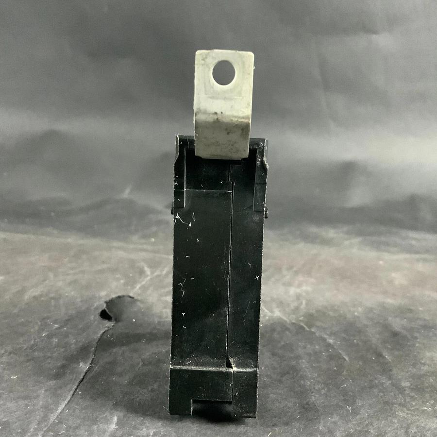 SIEMENS ITE NE-7126 CIRCUIT BREAKER ($10 OBO)