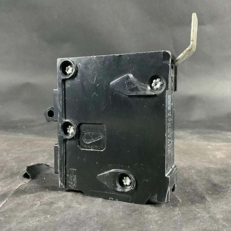 SIEMENS B120 CIRCUIT BREAKER ($20 OBO)