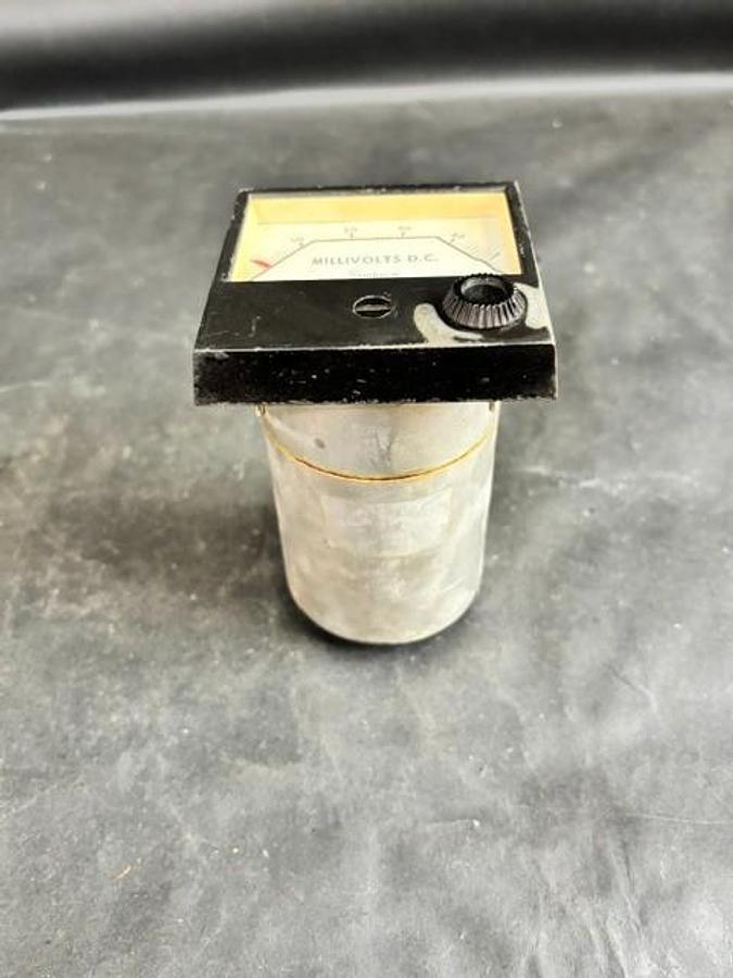 Used SIMPSON MILLIVOLTS D.C. PANEL METER 0-50