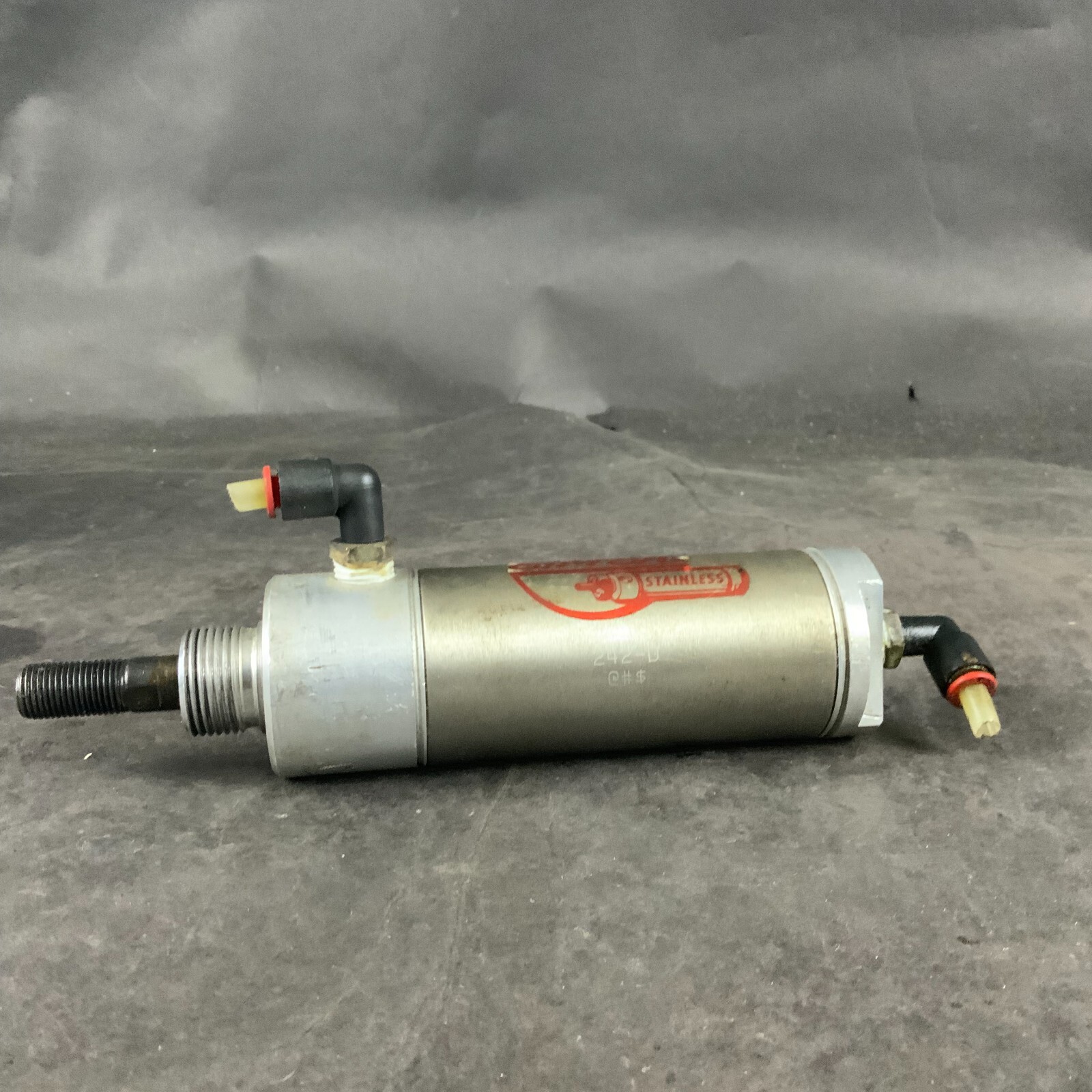 Used BIMBA 242-D PNEUMATIC CYLINDER ($40 OBO)