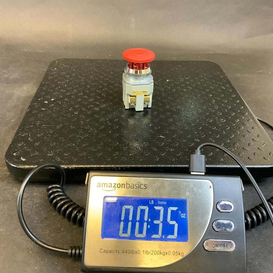 Used IDEC IZUMI 41-10650 SWITCH BUTTON ($5 OBO)