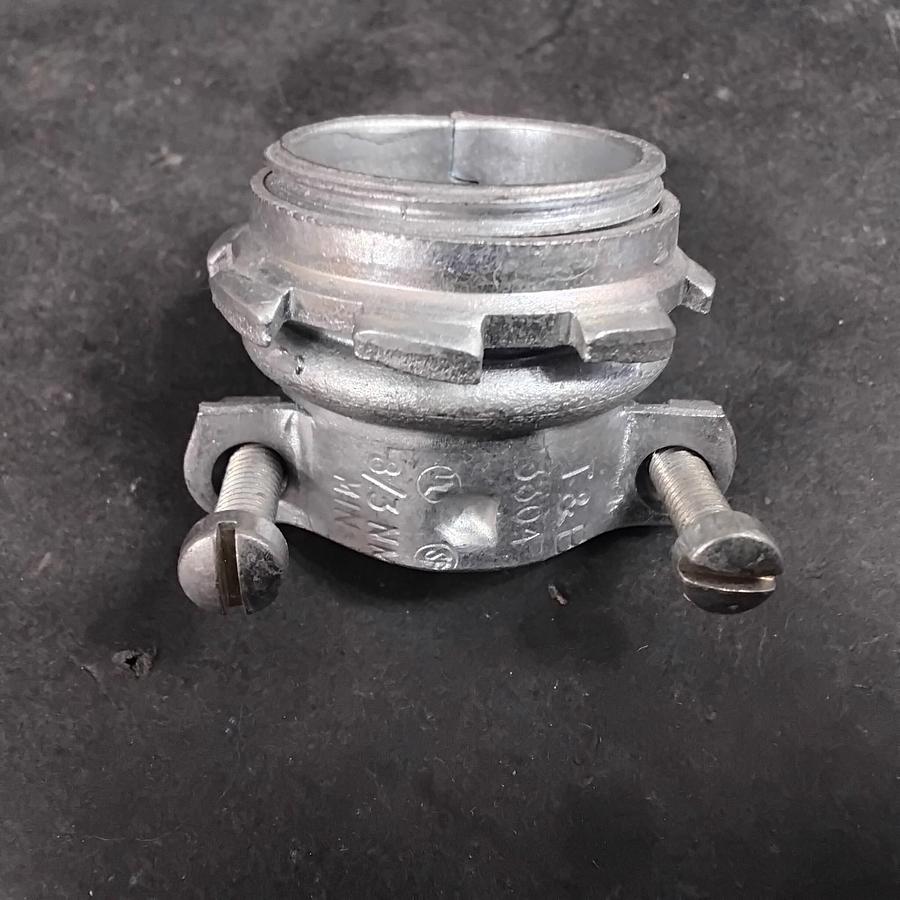 Used THOMAS & BETTS 3304 CLAMP-TYPE CABLE CONNECTOR ($10 OBO)