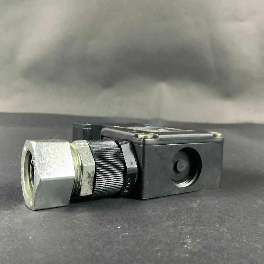 Used SCHMERSAL AZ16-12ZVRK-M20 SAFETY INTERLOCK SWITCH ($45 OBO)