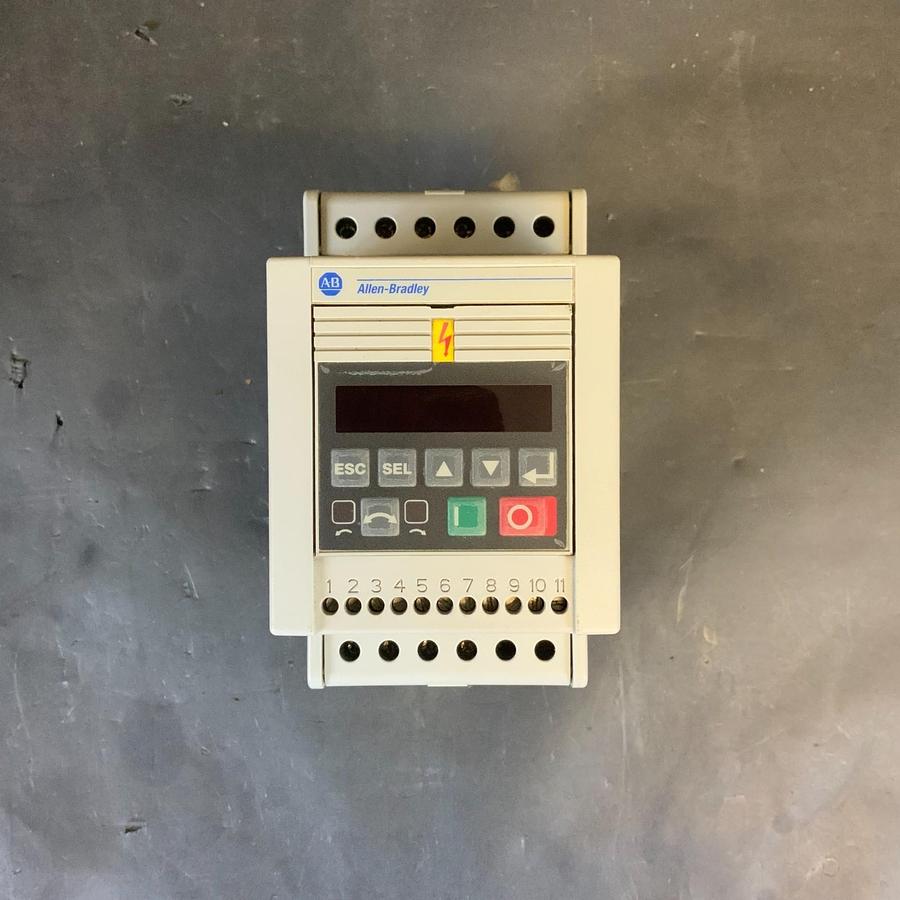 Used ALLEN BRADLEY 160-BA03NPS1 VARIABLE SPEED DRIVE ($25 OBO)