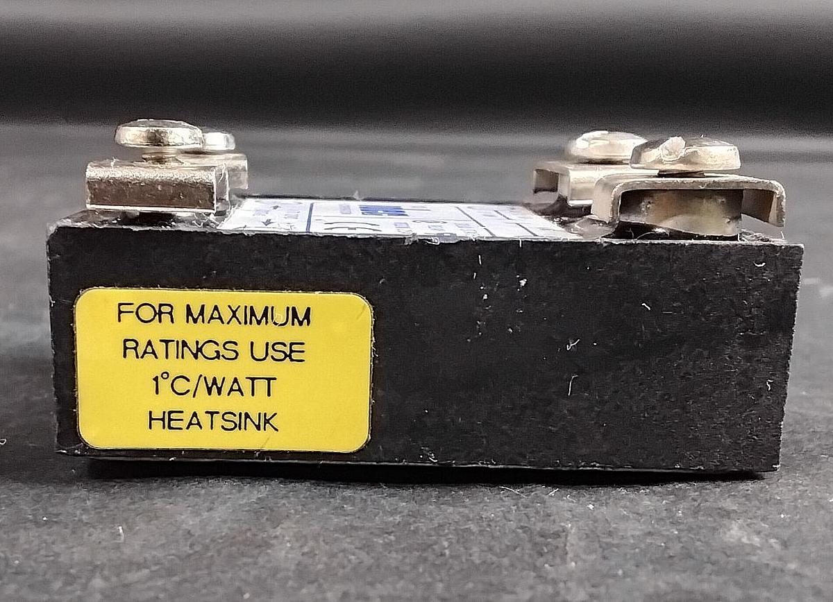 Used IDEC RSSDN 25-A SOLID STATE RELAY ($10 OBO)