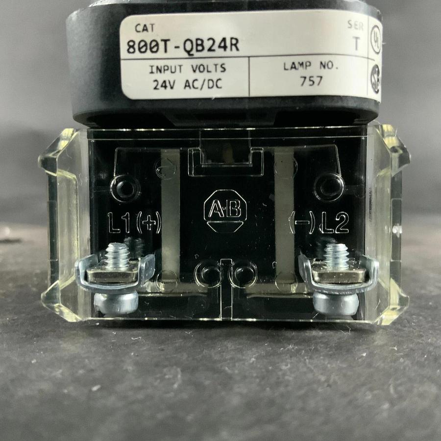 ALLEN BRADLEY 800T-QB24R PUSH BUTTON ($40 OBO)