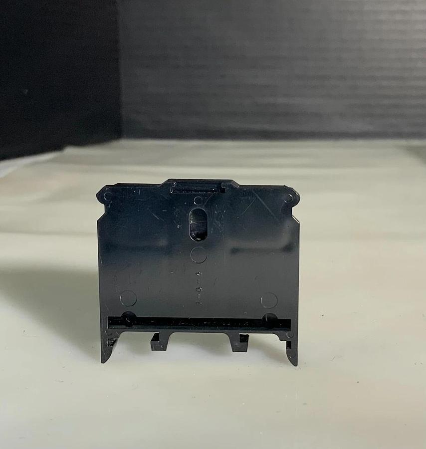 IDEC BNE30W ($1.99/EACH OBO)