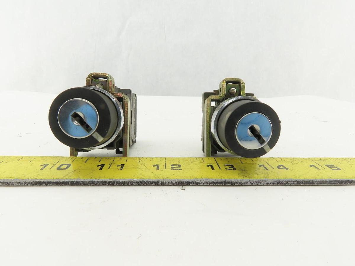 Used TELEMECANIQUE ZBE-101 SELECTOR SWITCH ($10 OBO)