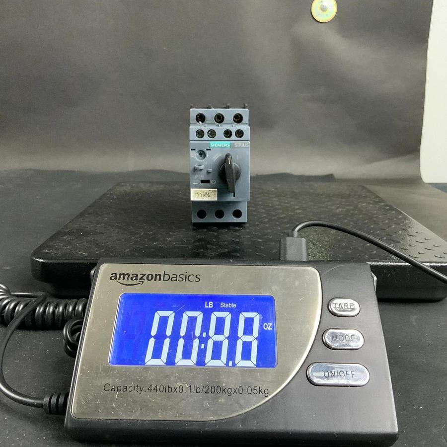 Used SIEMENS 3RV2011-0BA15 CIRCUIT BREAKER ($40 OBO)