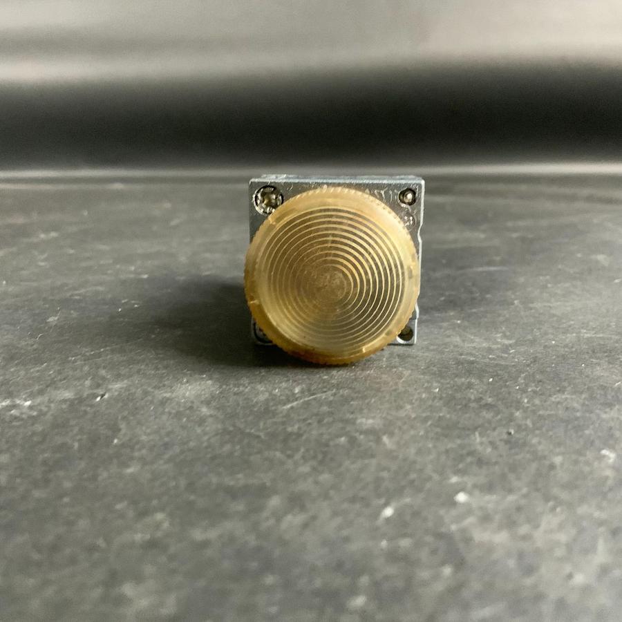 Used SIEMENS 3SB3403-0C TRANSPARENT INDICATOR LIGHT ($20 OBO)