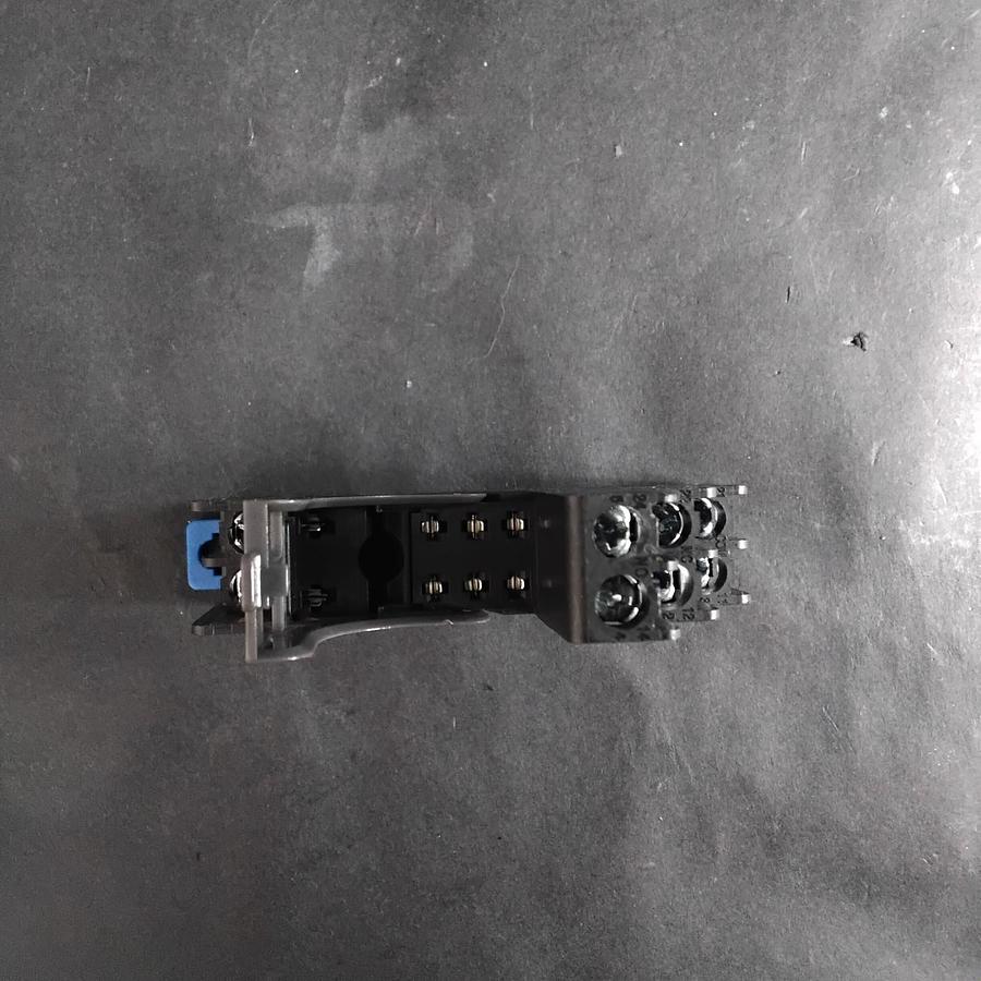 Used IDEC SJ2S-07L RELAY SOCKET ($9 OBO)