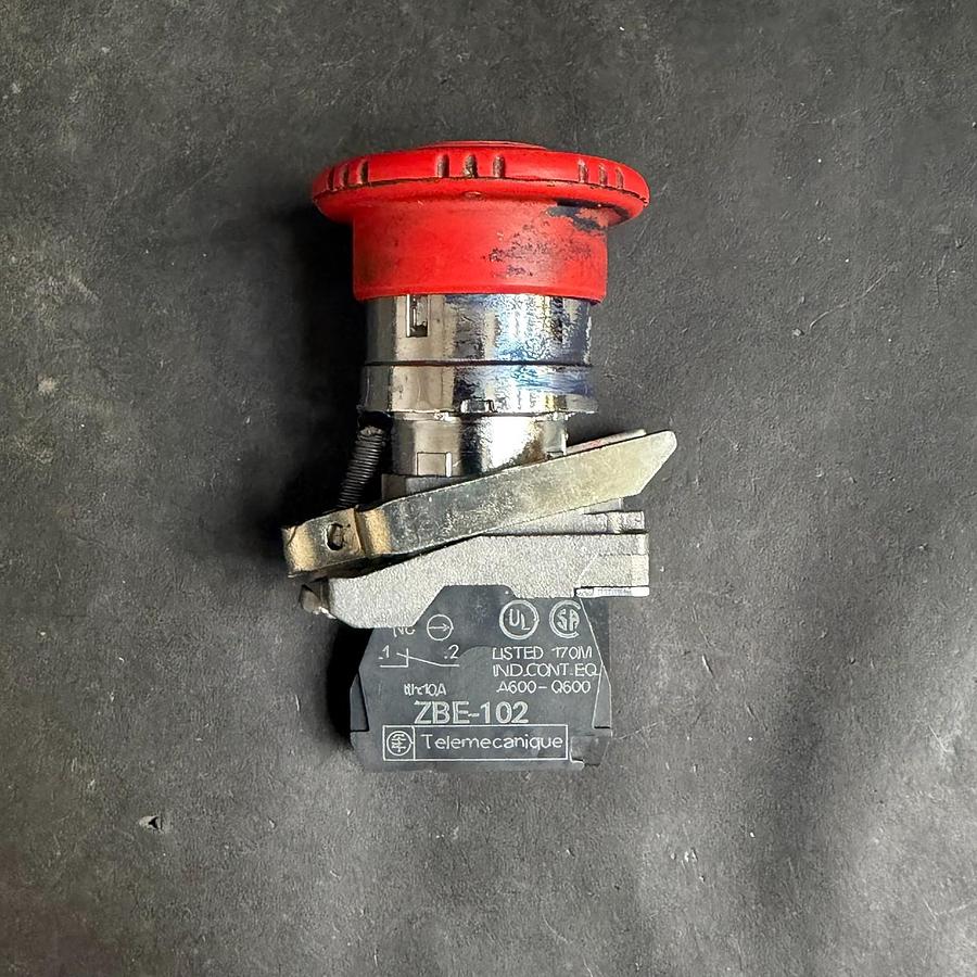 Used TELEMECANIQUE ZBE-102 MUSHROOM HEAD RED PUSHBUTTON ($13 OBO)