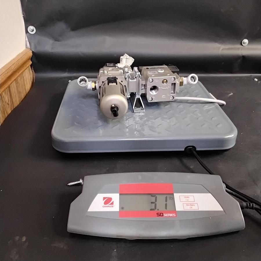 Used SMC AV3000-03-5DZ SOLENOID VALVE ($100 OBO)