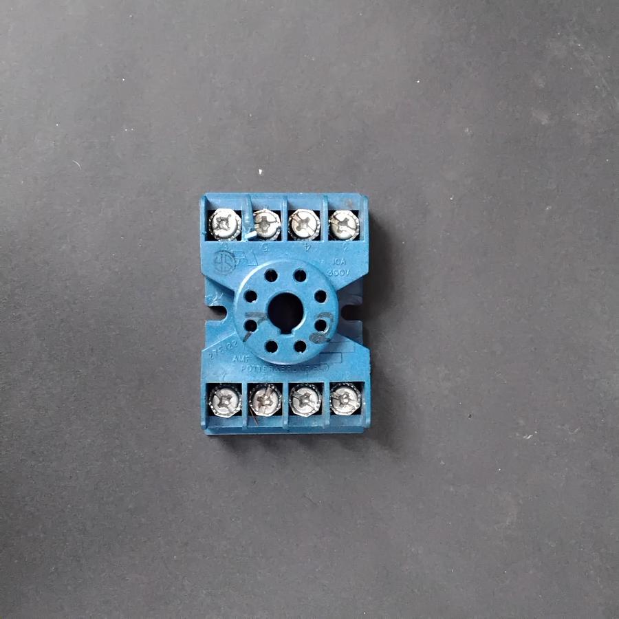Used POTTER & BRUMFIELD 27E122 RELAY SOCKET ($2.50 OBO)