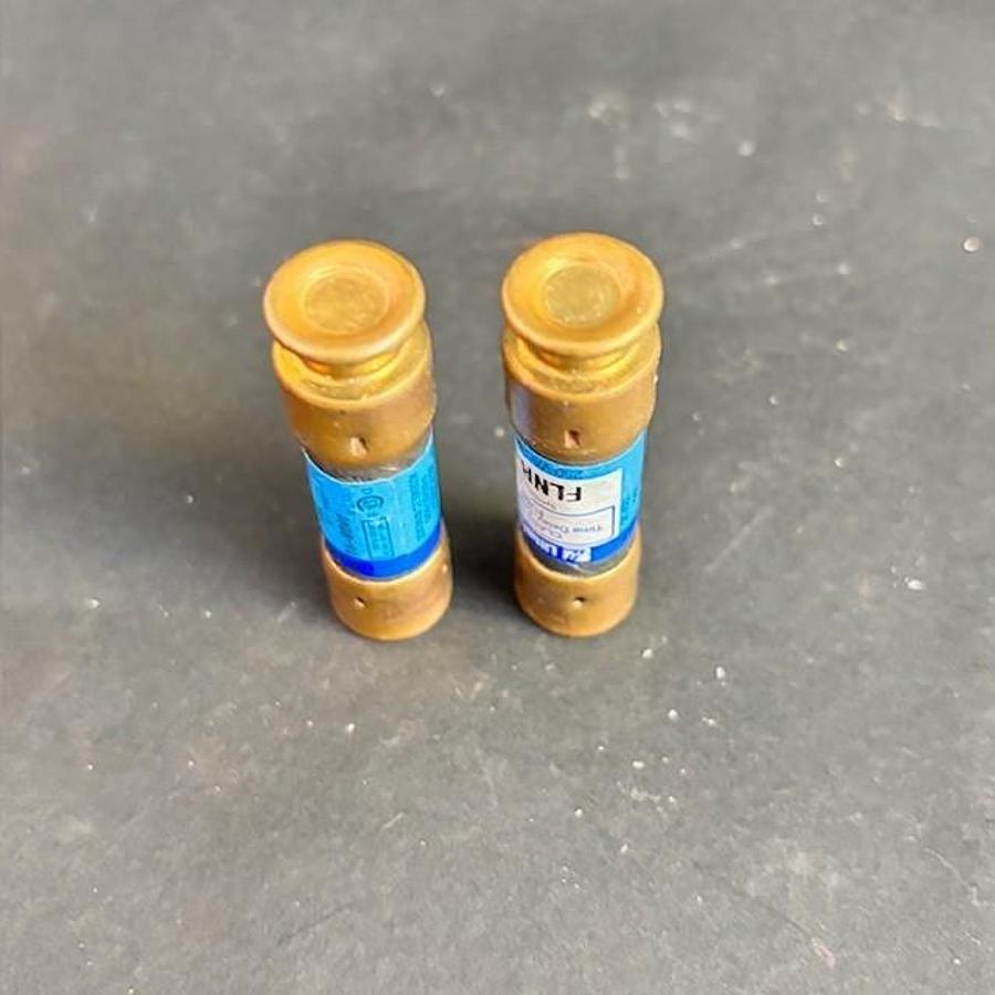 Used LITTELFUSE FLNR 15 FUSES 2PCS