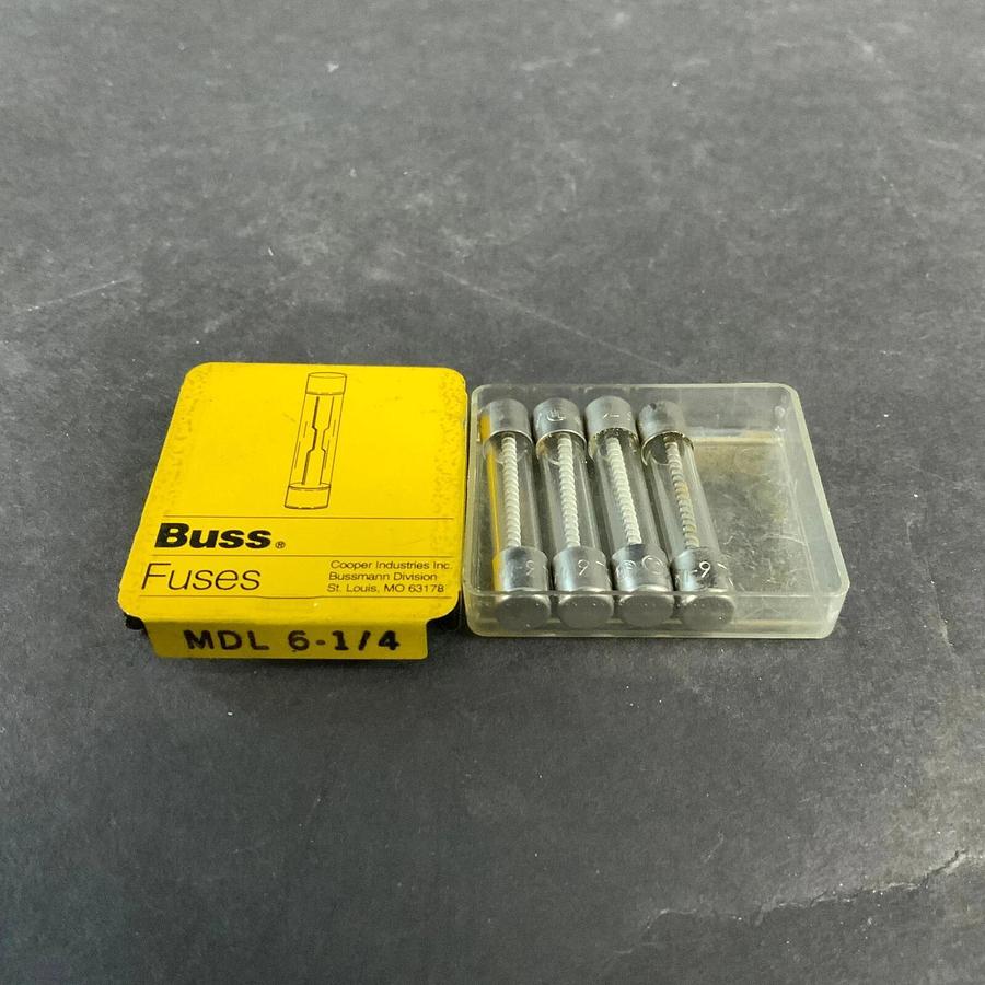 BUSSMANN MDL 6-1/4 FUSE - SET OF 4 ($5 OBO)