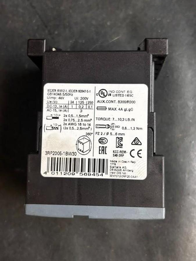 Used SIEMENS 3RP2005-1BW30 ELECTRONIC TIMING RELAY ($26 OBO)