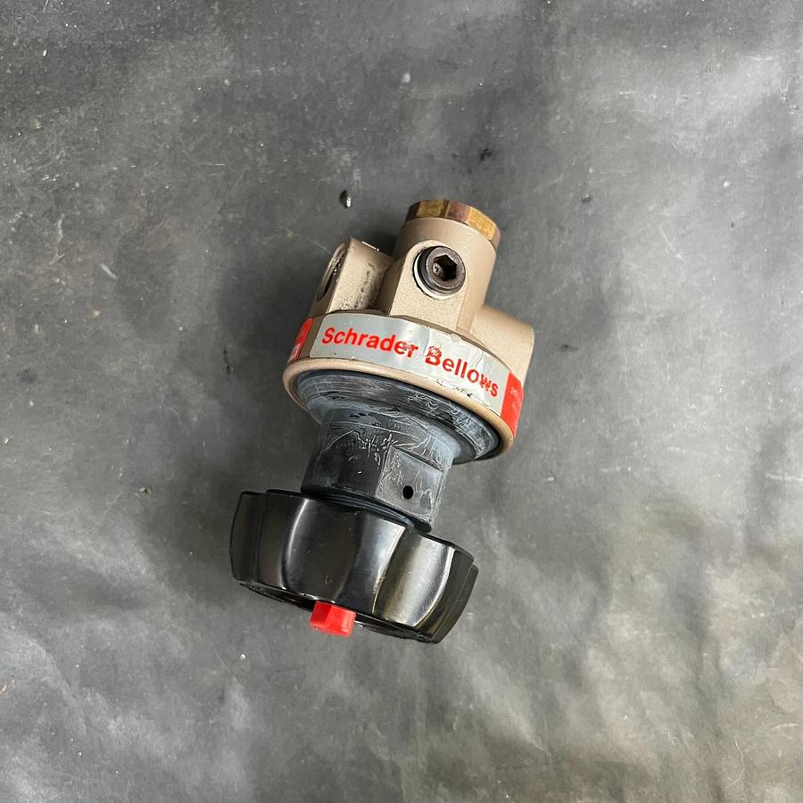 Used SCHRADER BELLOWS 3561-2200 REGULATOR ($100 OBO)