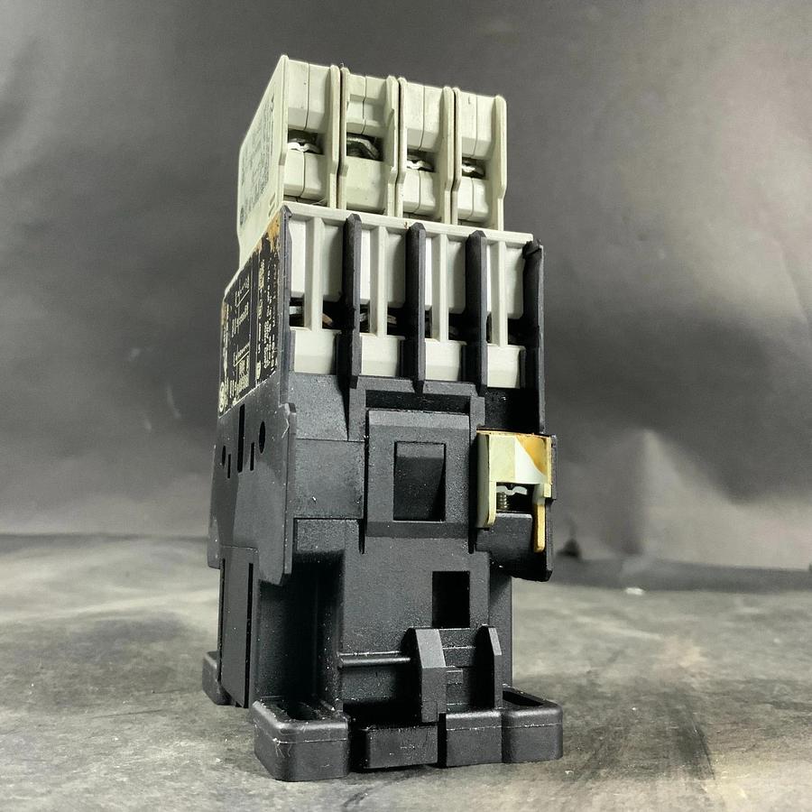 Used GENERAL ELECTRIC RL4RA031T W/ AUX CONTACT ($40 OBO)