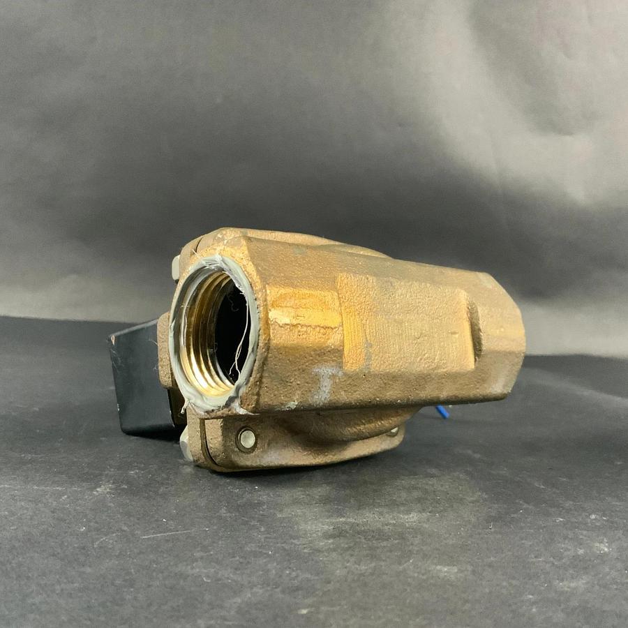 Used CDK CORP. AD11-25A SOLENOID VALVE ($70 OBO)