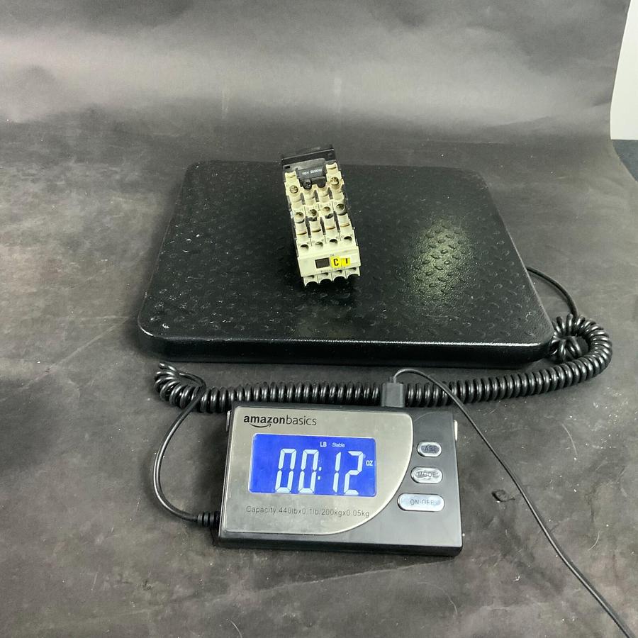 Used KLOCKNER MOELLER DIL00AM-10 W/ 22 DIL CONTACTOR ($45 OBO)