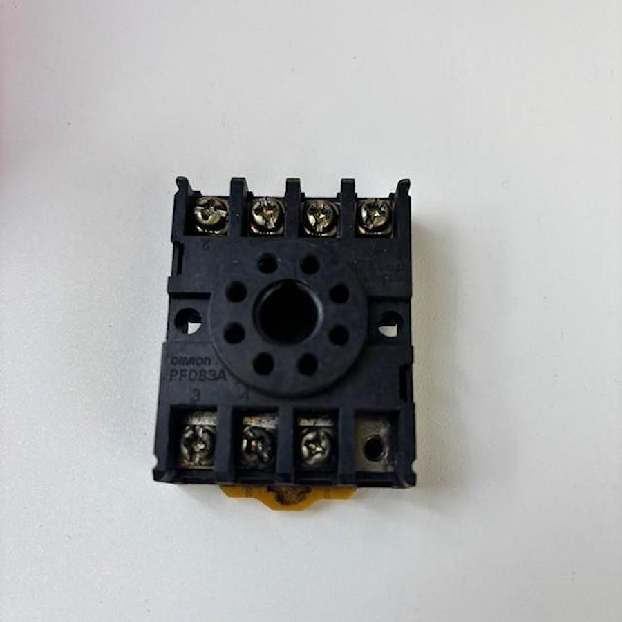 Used OMRON PF083A RELAY SOCKET