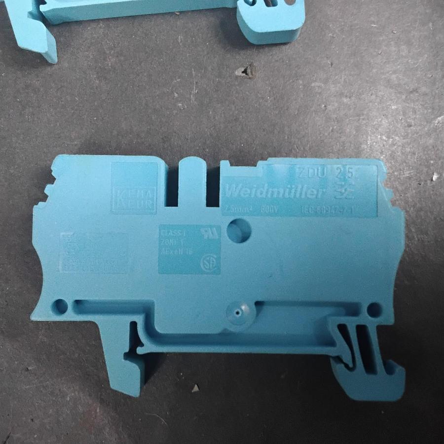 Used WEIDMULLER ZDU 2.5 TERMINAL BLOCKS - GROUP OF 11 ($20 OBO)