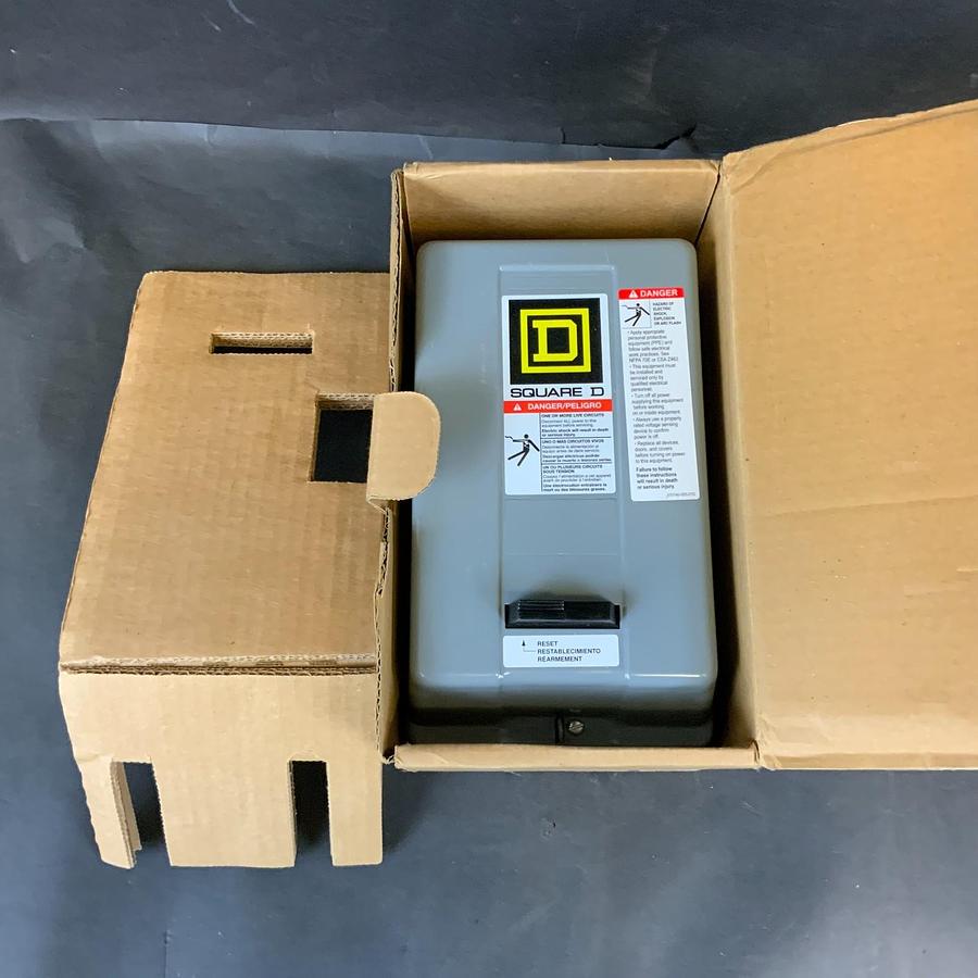Used SQUARE D 8536SCG3V08H30S NEMA MOTOR STARTER ($375 OBO)