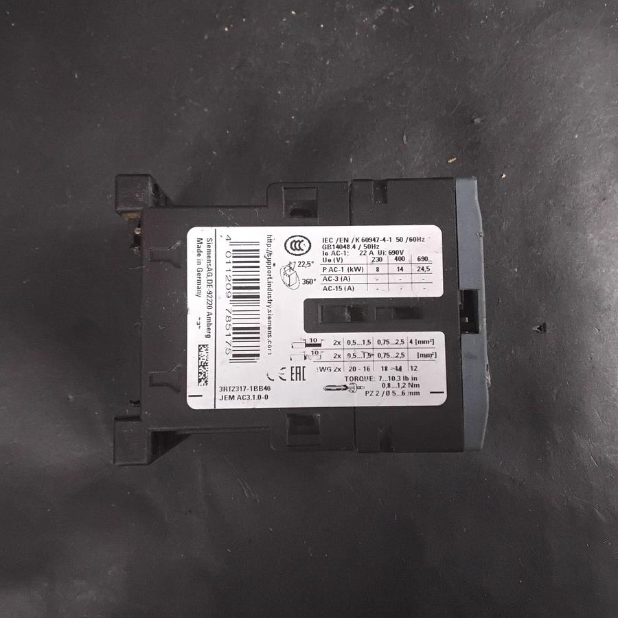 Used SIEMENS 3RT2317-1BB40 CONTACTOR ($17 OBO)
