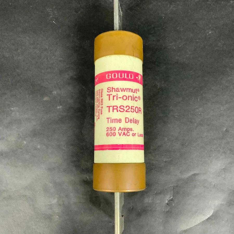 Used FERRAZ SHAWMUT TRS250R FUSE ($40 OBO) - REFURBISHED
