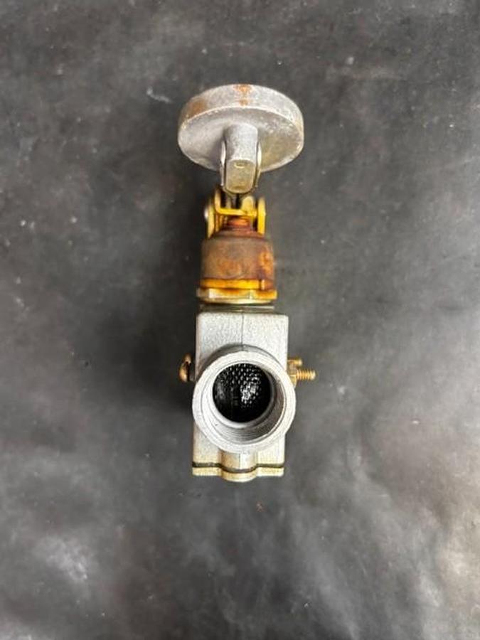 Used HONEYWELL MICROSWITCH BZE-2RN4 LIMIT SWITCH ($25 OBO)