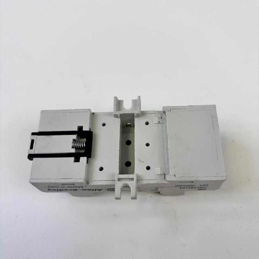 Used ALLEN BRADLEY 700-HN154 SER A RELAY SOCKET